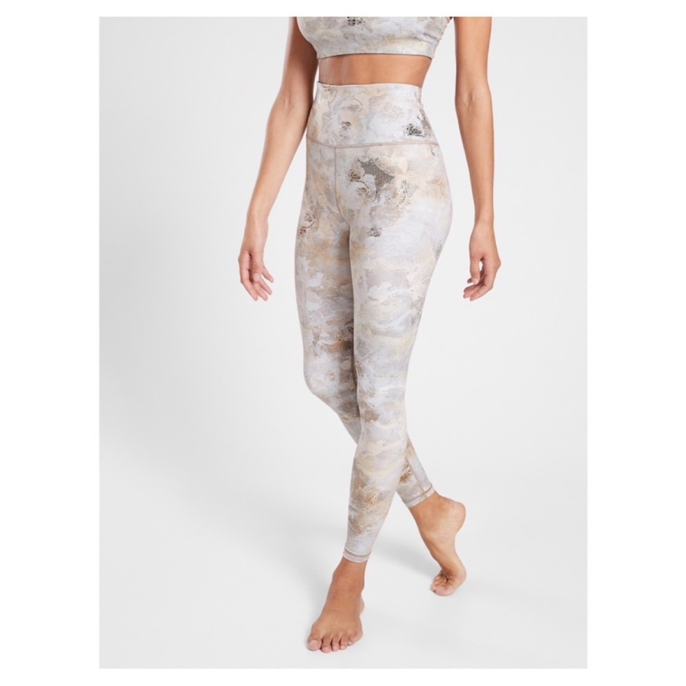 Athleta Elation Gilded Tight Leggings in Women’s Size Large